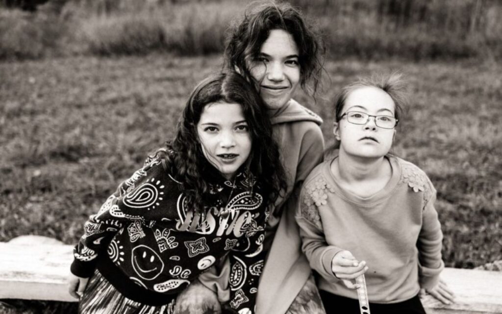 Adelle Purdham and her daughters